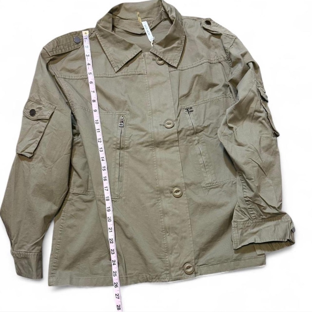 Oversized Utility‎ Jacket - Picture 14 of 14